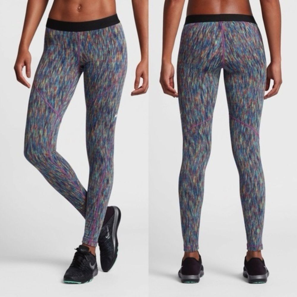 Nike Womens Pro Hyperwarm Tight, Size X-Small